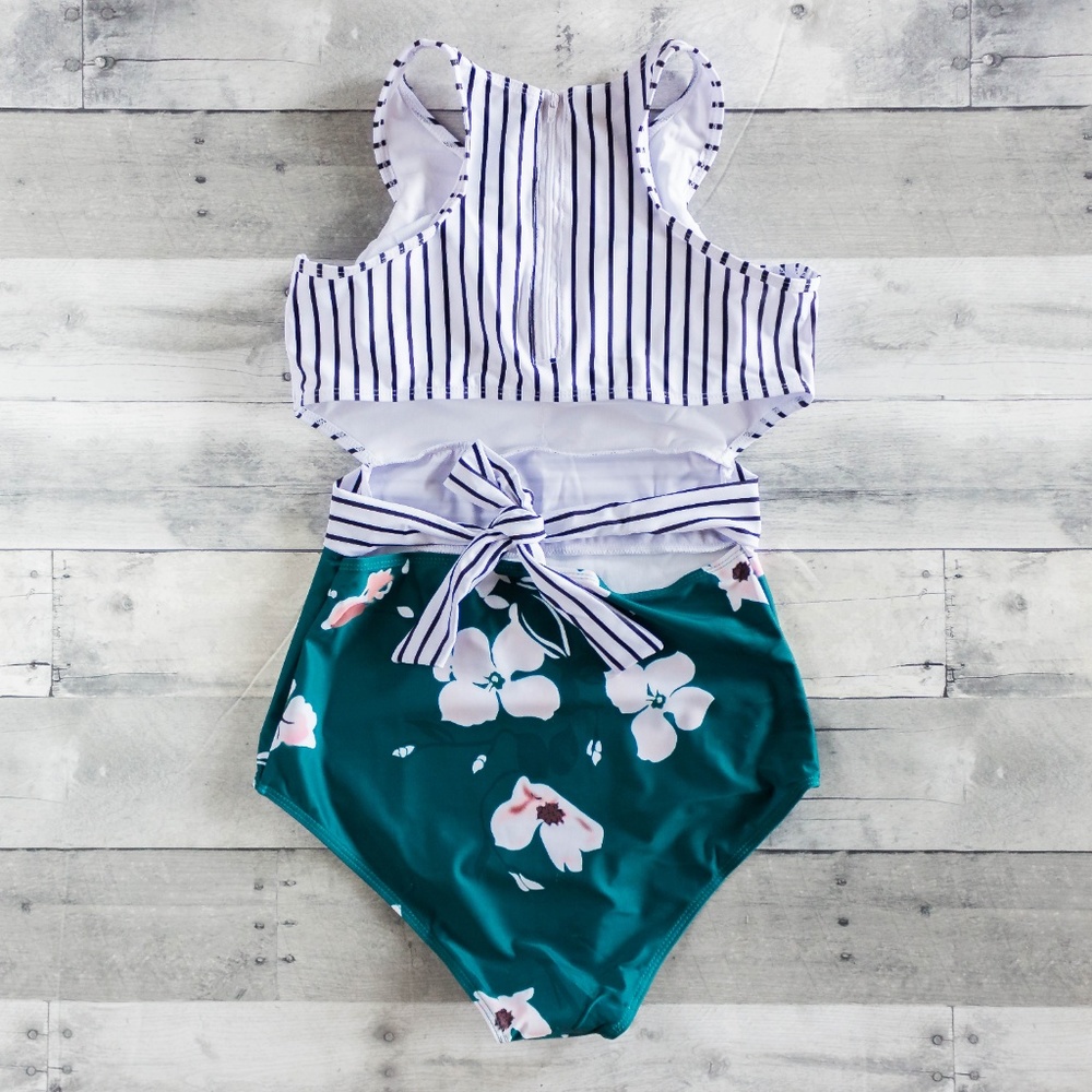 'Emerald Orchid' Monokini - Picture 2 of 5